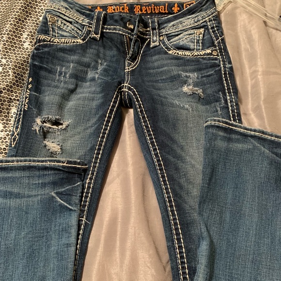 Rock Revival May Jeans - Picture 5 of 7